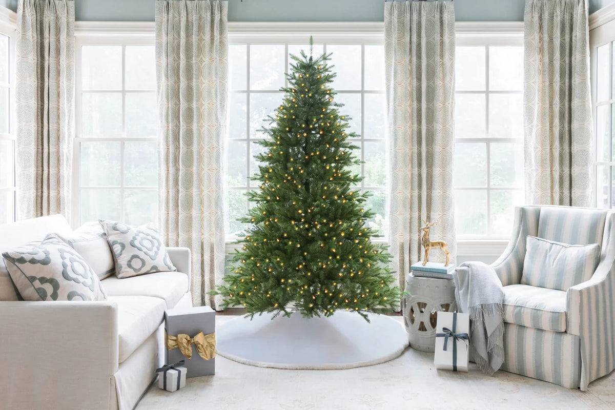 Árvore de Natal artificial de abeto alpino de 7,5 pés com 800 luzes LED brancas quentes